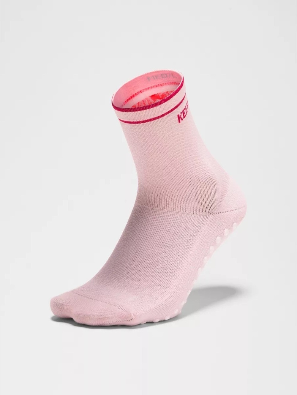 🆕💕 Lululemon Find Your Balance Grip Quarter Socks - Pink Pearl - Picture 2 of 6